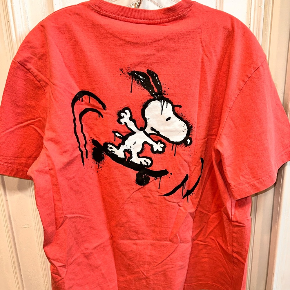 H&M Coral Peanuts Graphic Tee